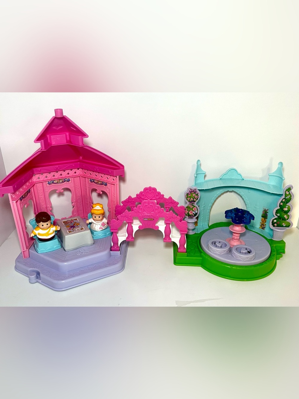 Little People Fisher Price Disney Princess Garden Party, Works Great EUC